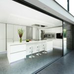 Porzellan bemalen: Das alte Geschirr neu gestalten