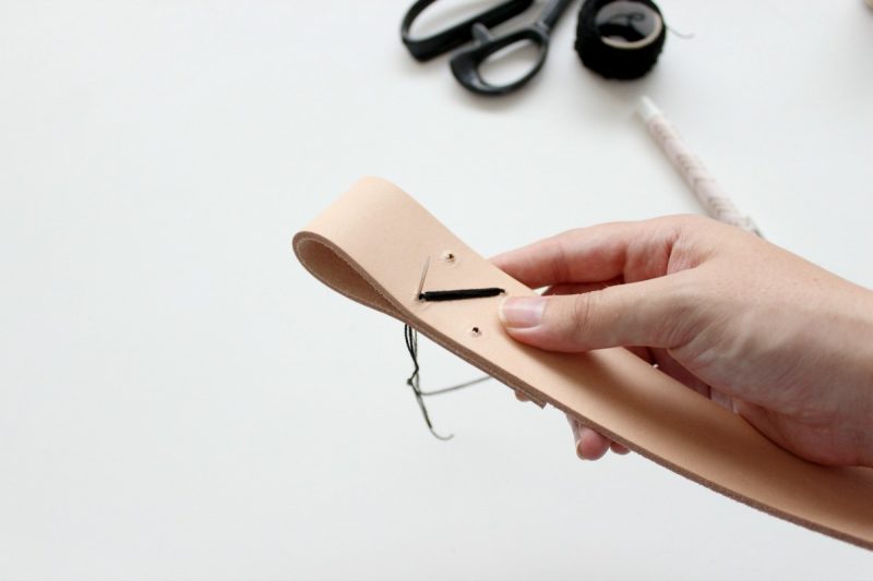 Platz sparen: kleiderstange für wand selber bauen diy zenideen