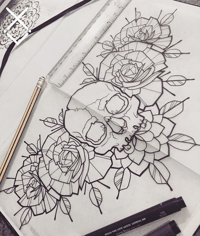 Das Brust Tattoo als ein Schmuck Tattoos ZENIDEEN