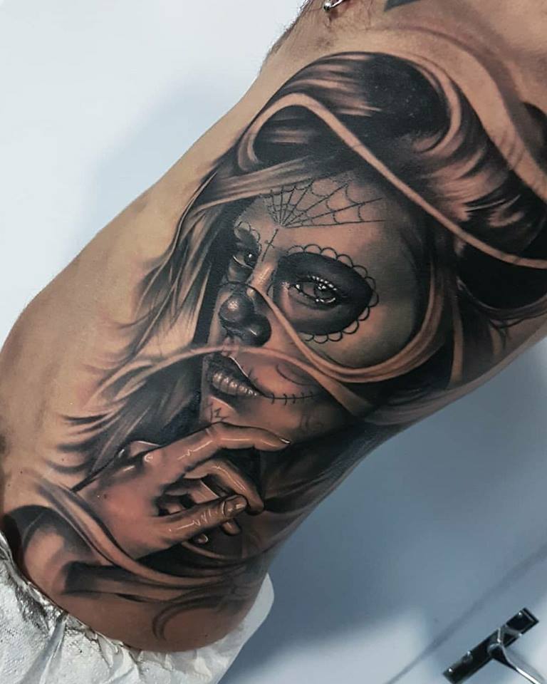 Unterarm totenkopf tattoo mann 42 Totenkopf