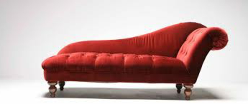 massive Couch in Rot