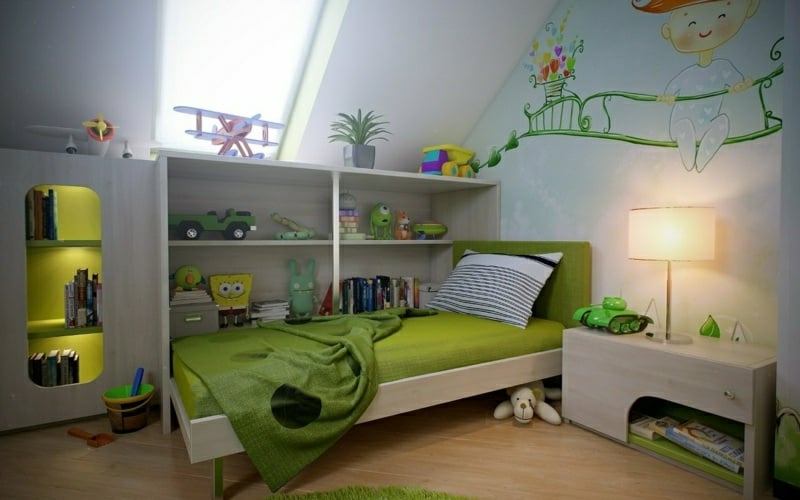 Kinderzimmer in Weiss und Grün