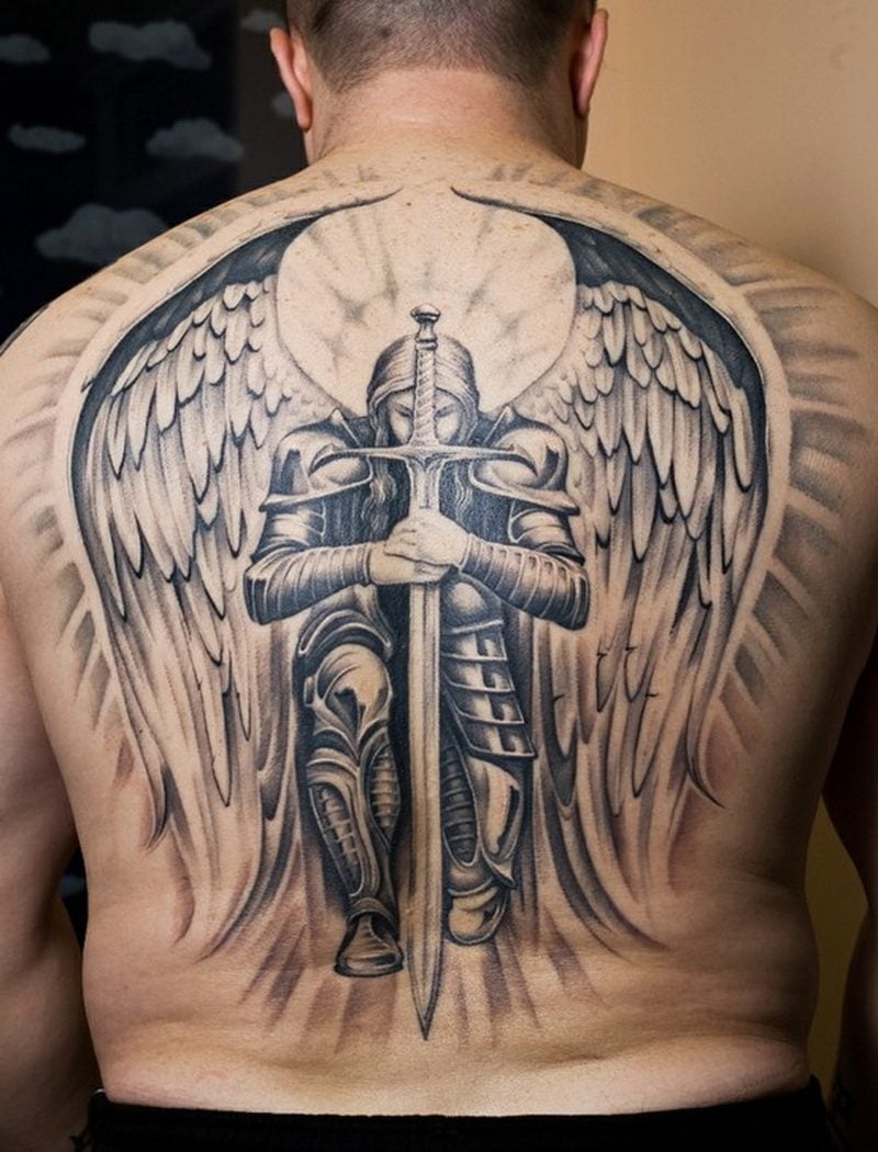 engel tattoos ruecken man