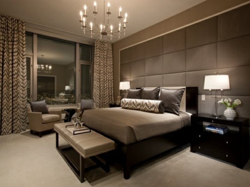 braune und graue akzente im luxes schlafzimmer