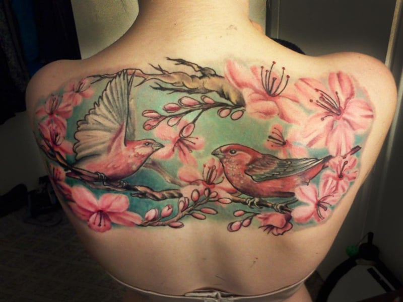 tattoo-kolibri-Birds-Across-Back-Tattoo-resized