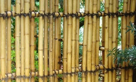 dekorativer Bambuszaun interessantes Modell
