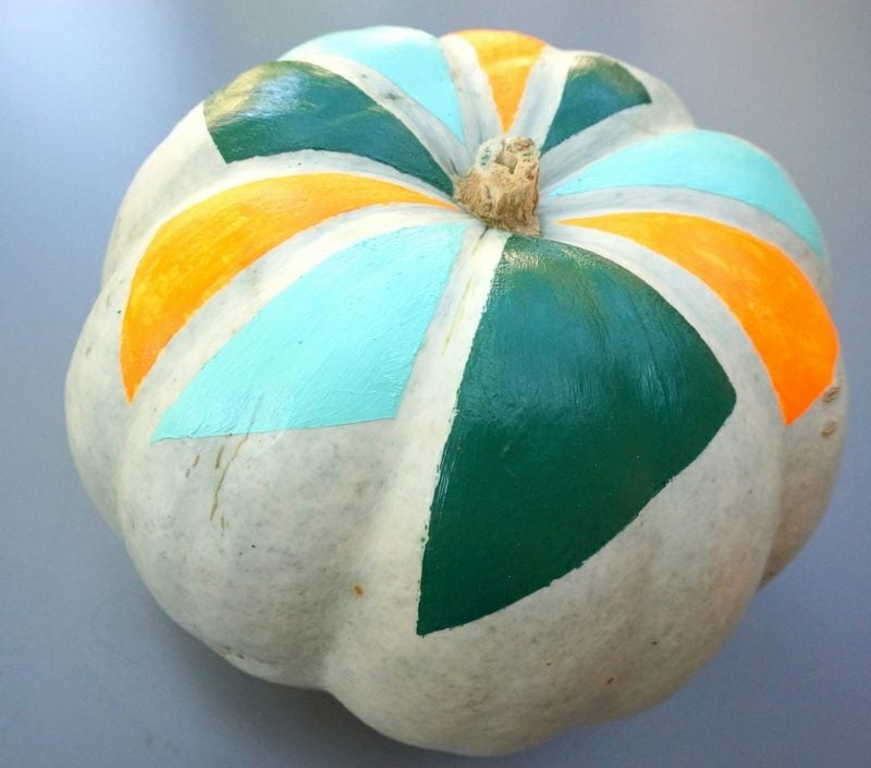 Kürbis bemalen Colorful no-carve pumpkin