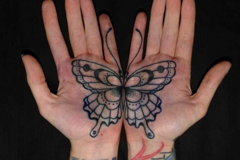 Schmetterling Bedeutung Two palm tattoos