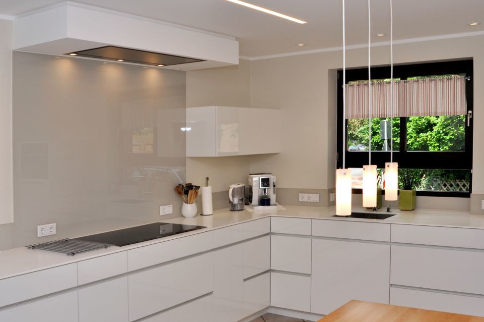 Corian Arbeitsplatte: 18 stilvolle Beispiele mit Pflegetipps