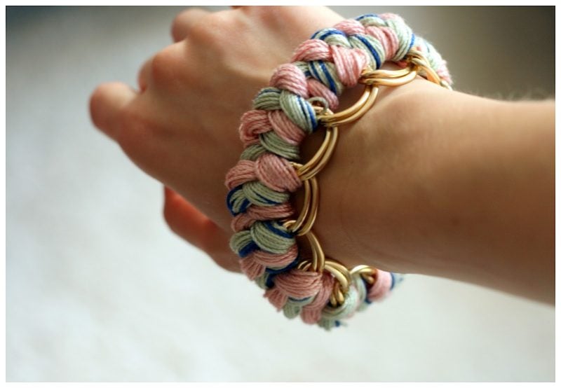 DIY Armband aus Wolle