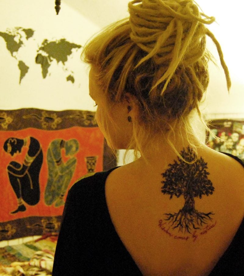 Lebensbaum Tattoo Frauen