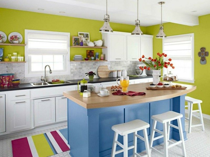 Küche farbenfroh Kücheninsel