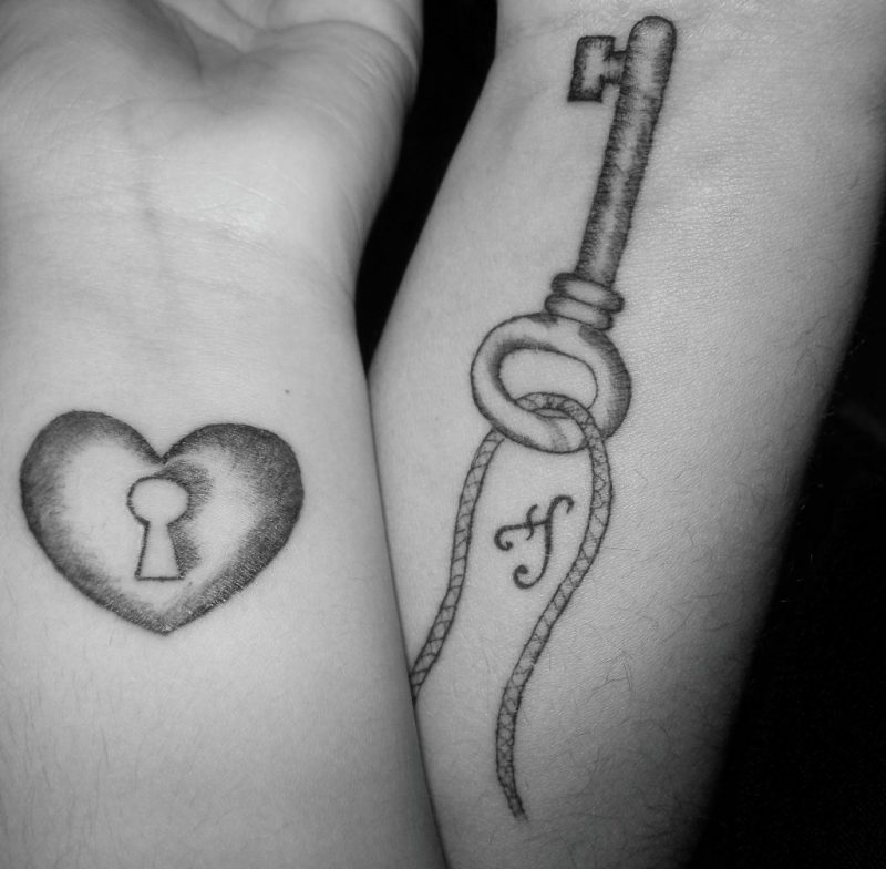 Tattoo Schlüssel Paar 