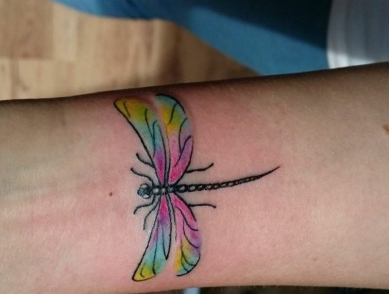 Tattoo Libelle farbig