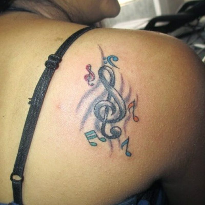 Notenschlüssel Tattoo music symbol shoulder tattoo