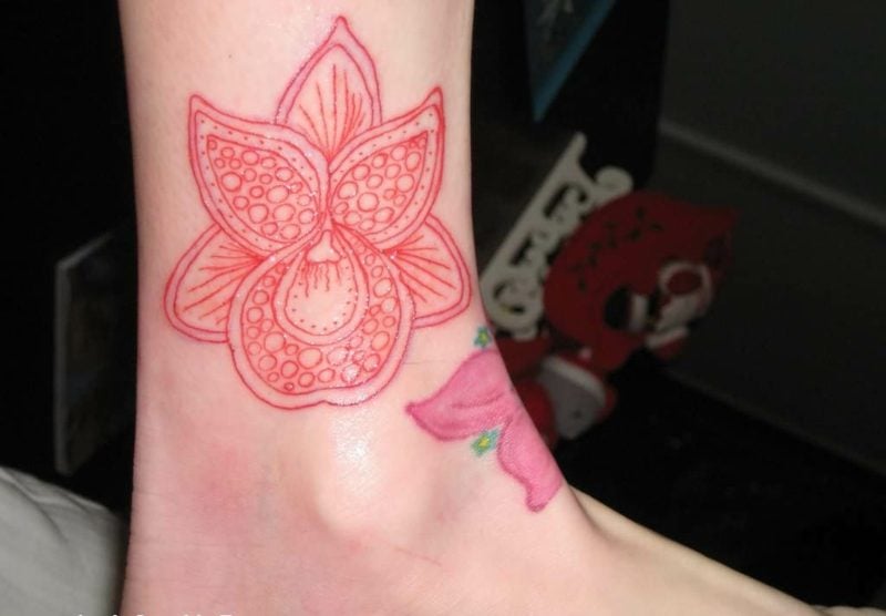 orchideen tattoo ankle