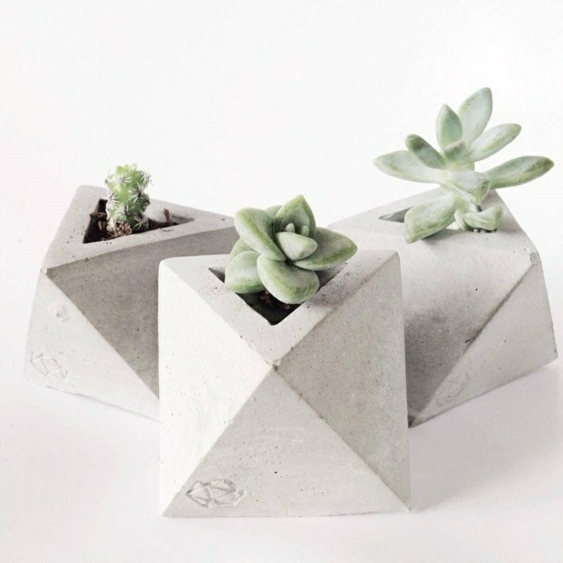 Blumenkübel aus Beton geometrische Formen