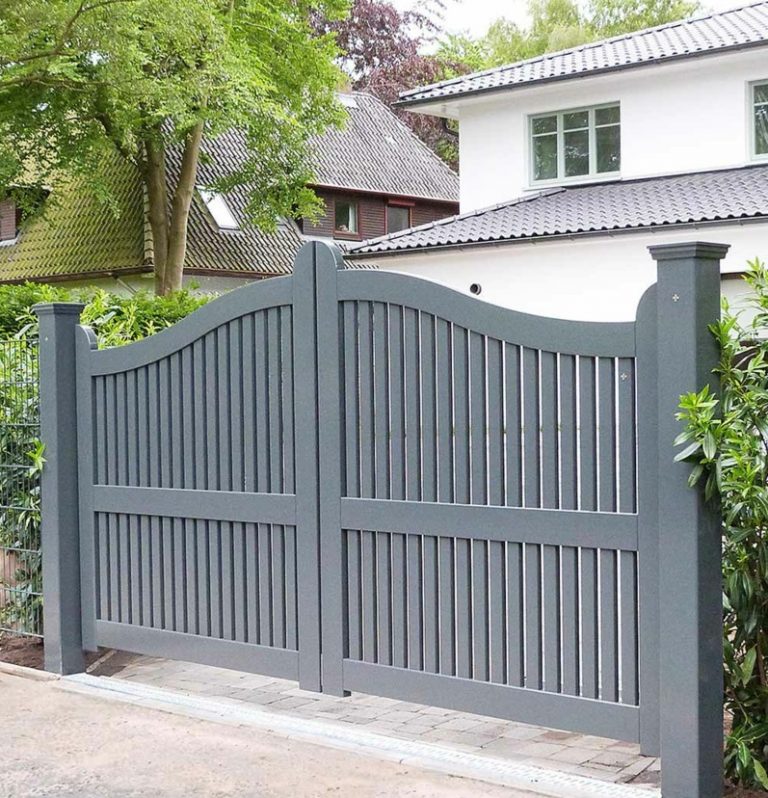 Gartentor Holz - rustikales vs. modernes Design - Garten - ZENIDEEN