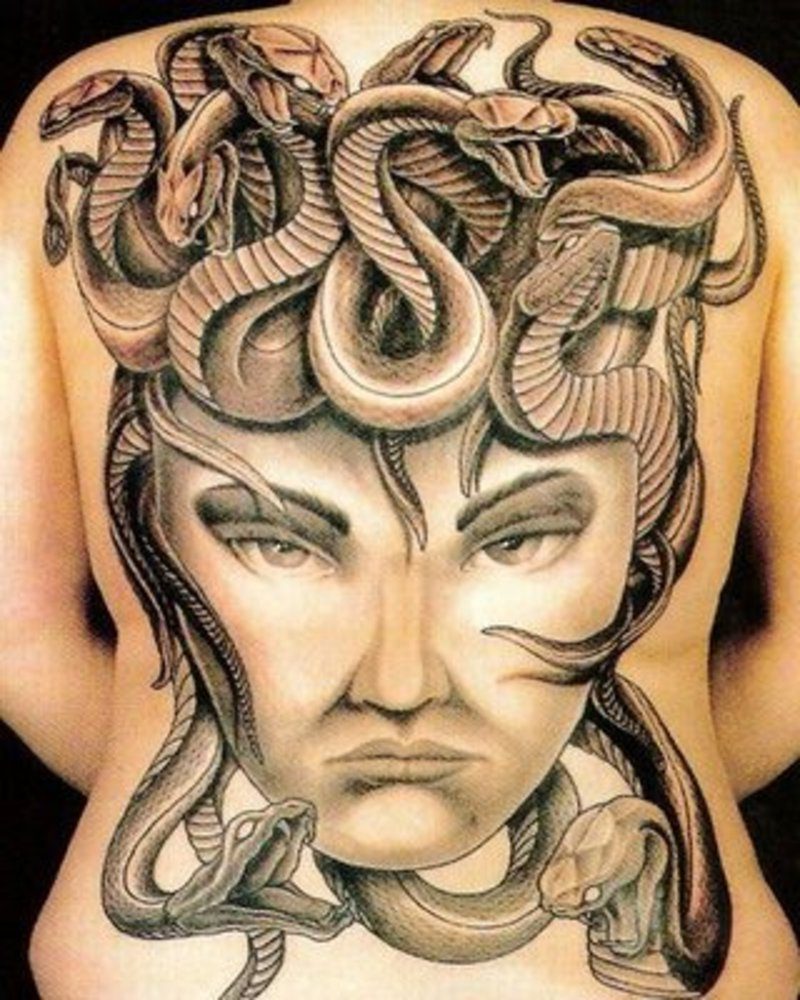 Schlangen Tattoo bildet Gott 