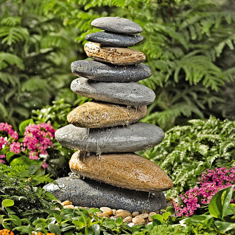 stein gartenbrunnen bunt 