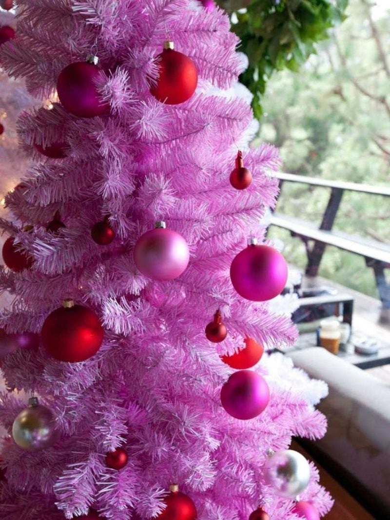 ausgefallener Weihnachtsbaum künstlich Lila