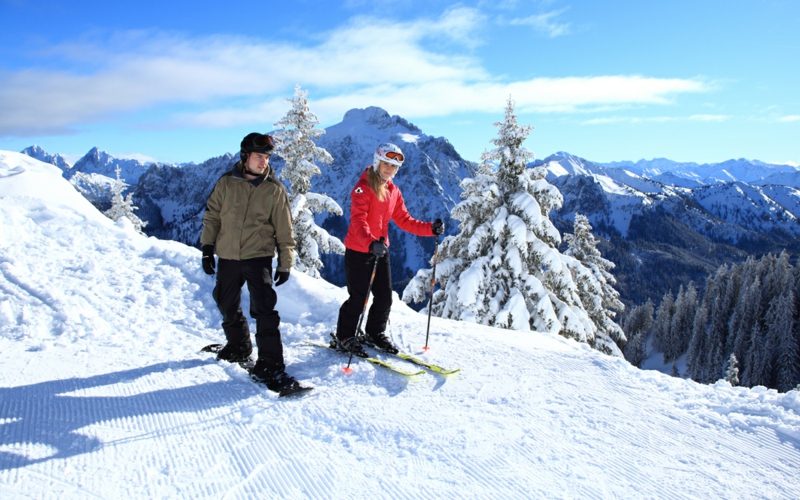 Geschenke für Männer zu Weihnachten Skifahren für zwei