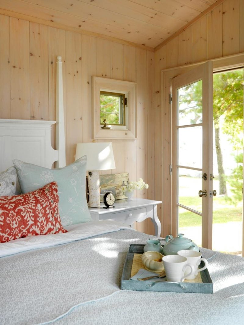 Landhaus möbel weiß nachttisch holz schlafzimmer einrichten design landhausstil möbel