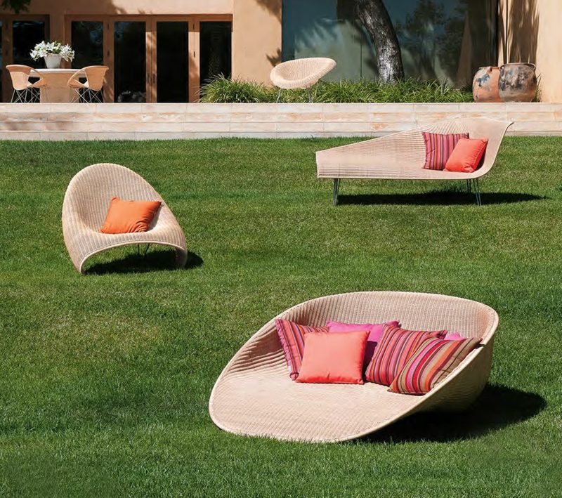 loungemöbel outdoor moderne sonnenliegen gartenlounge