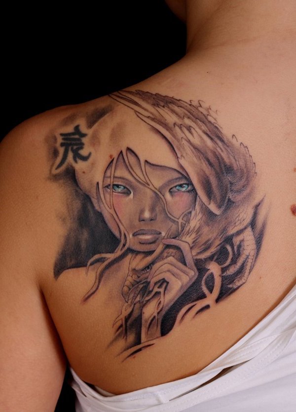 rücken porträt coole tattoo ideen frauen tattoos