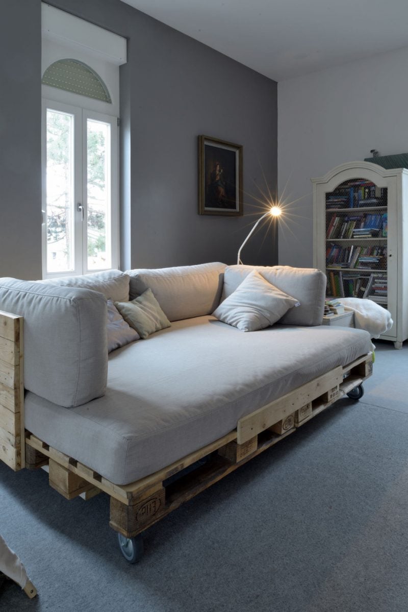 sofa bett aus paletten selber bauen möbel aus paletten