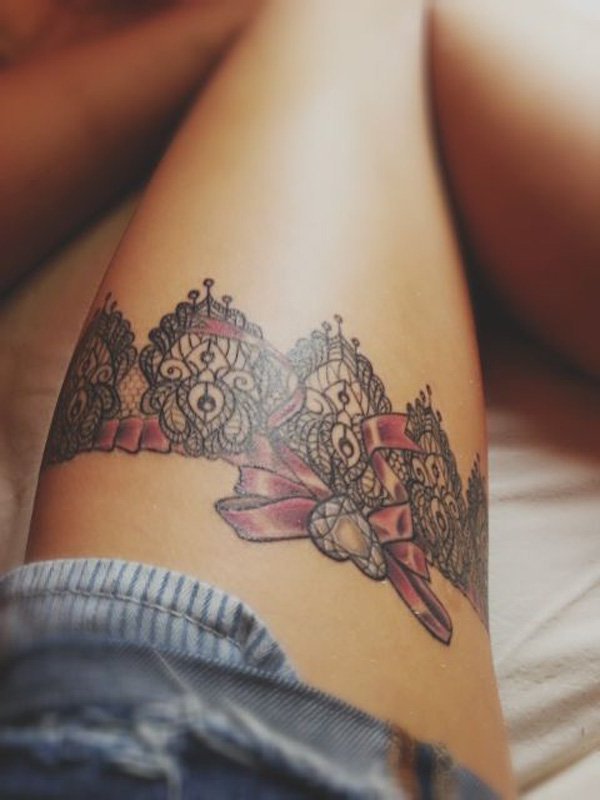 tattoo ideen bein oberschenkel tattoo motive frauen 