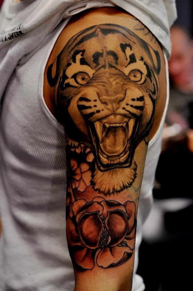 tier tattoos männer löwe tiger tattoo motive tattoo ideen