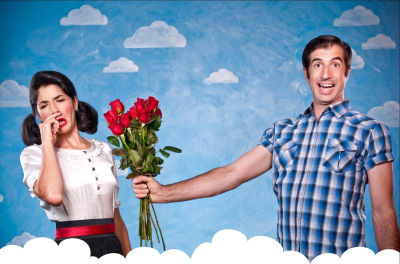 Jedes Jahr werden zum Valentinstag weltweit mehr als 100 Millionen Rosen verkauft