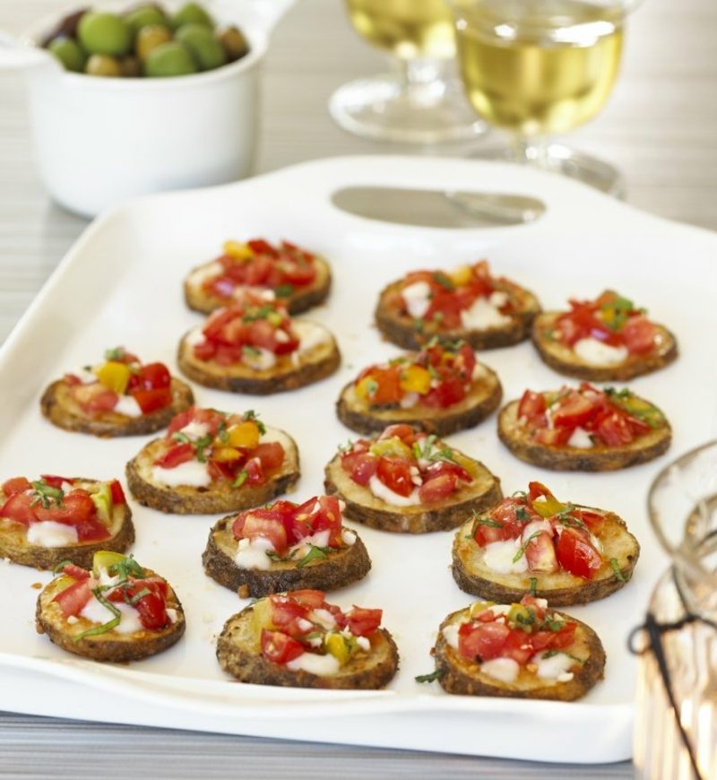 Party Häppchen mini Pizzas mit Kartoffel Grundlage