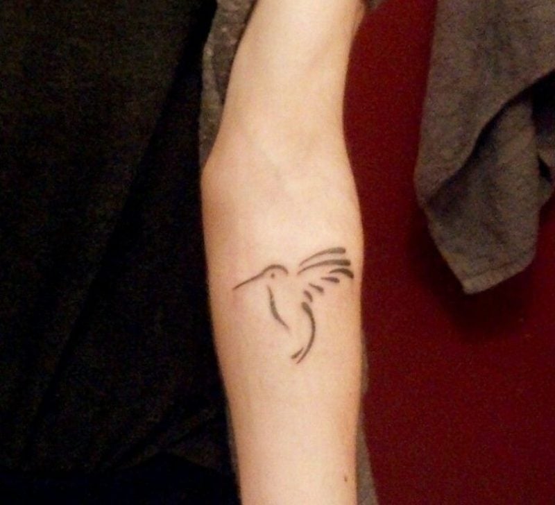 kleine Tattoos Motive Kolibri Unterarm