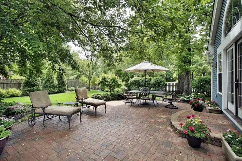 Moderne Terrassengestaltung: Was man darüber wissen sollte?