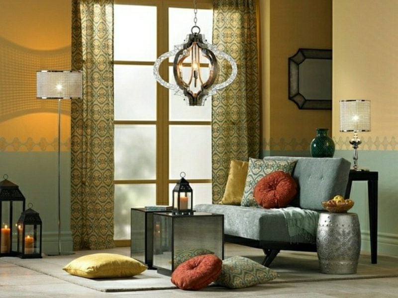 Wohnzimmer gestalten marokkanischer Stil Kronleuchter originell orientalisch Laterne