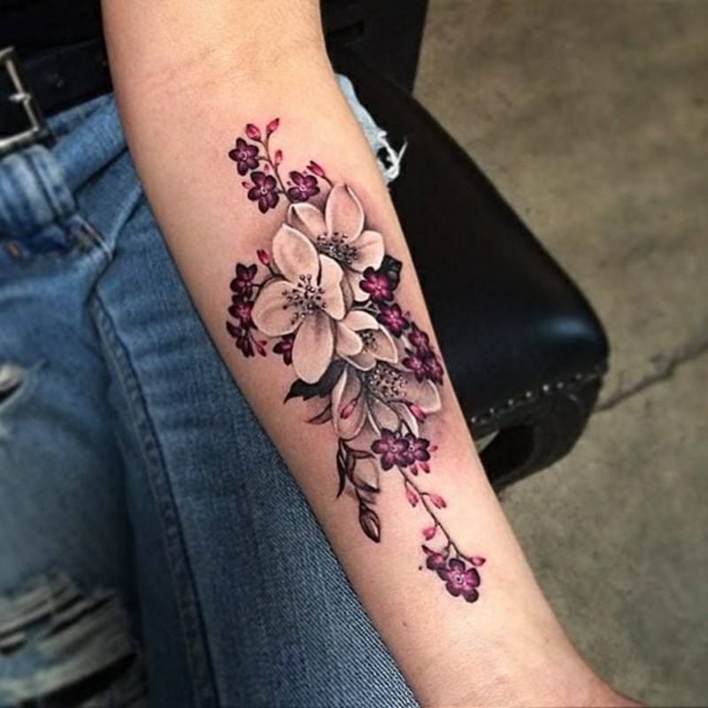 100 Herrliche Blumen Tattoo Entw 252 rfe f 252 r Ihre eigene Inspiration 