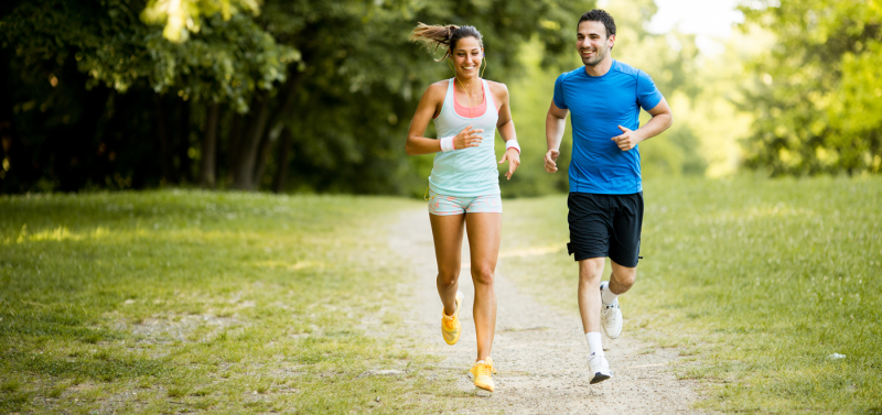 Sport treiben Joggen anfangen Tipps wertvolles Training