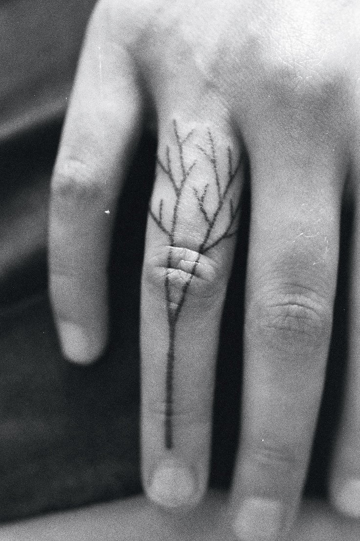 Finger Tattoo für Männer 