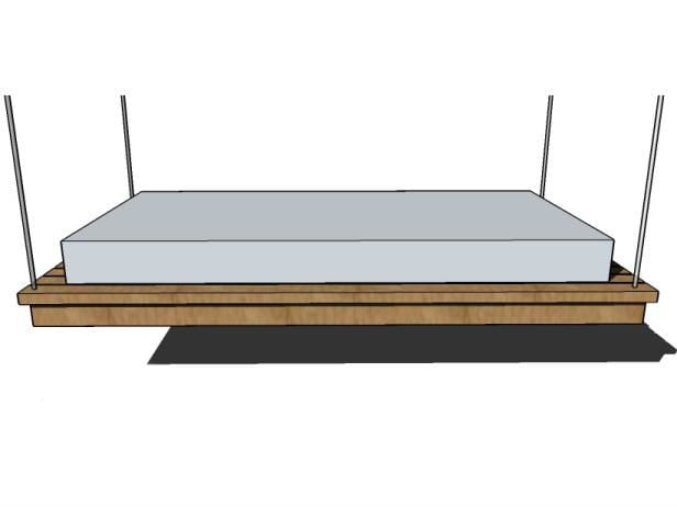Damit Ihr Hängebett stabil ist, müssen Sie die Paletten mit einer Holzbalken - Unterkonstruktion verbinden