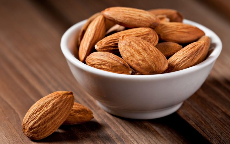 mandeln gesund mandeln kalorien mandeln nährwerte mandeln inhaltsstoffe