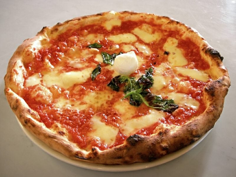  Pizza Margherita