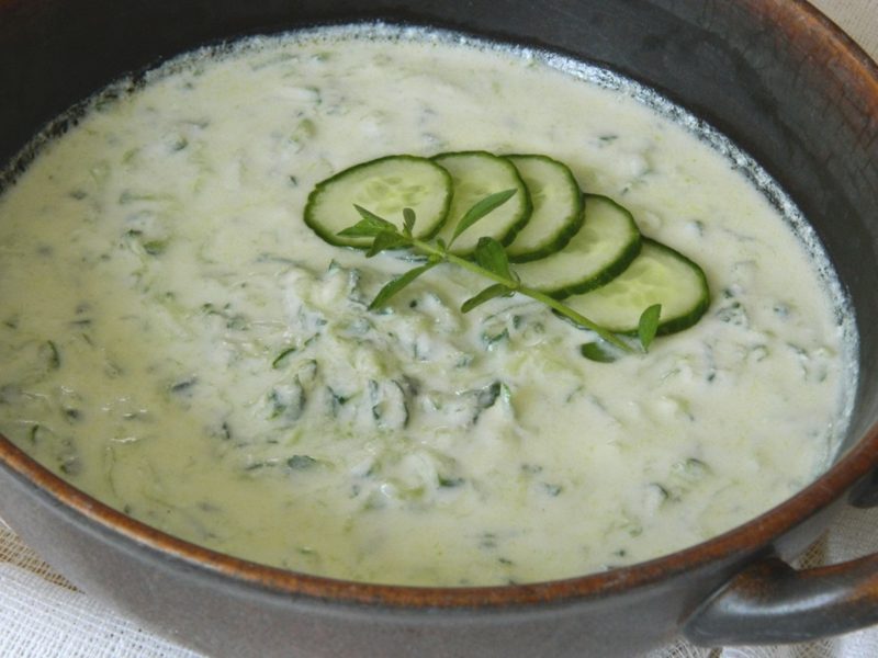 Gerichte ohne Kohlenhydrate kate Cremsuppe aus Gurken