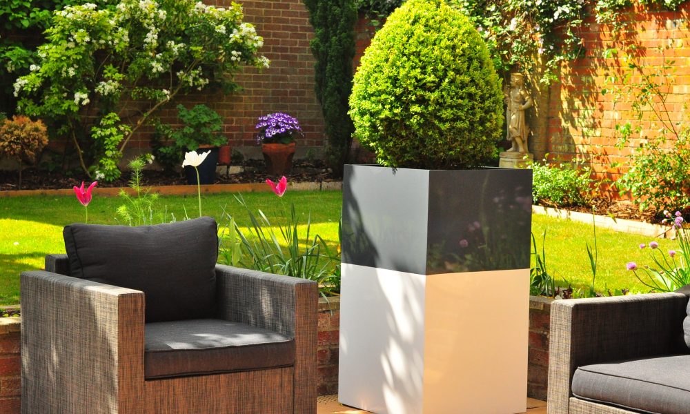 Pflanzkübel - echte Hingucker im Garten: 14 Tipps für beste Wahl