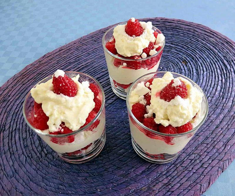 Schöne Dessert Mit Magerquark Bilder