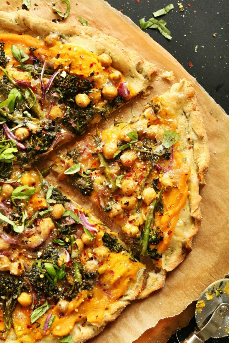 Vegane Pizza selber zubereiten – tolle Rezepte und Belag-Ideen