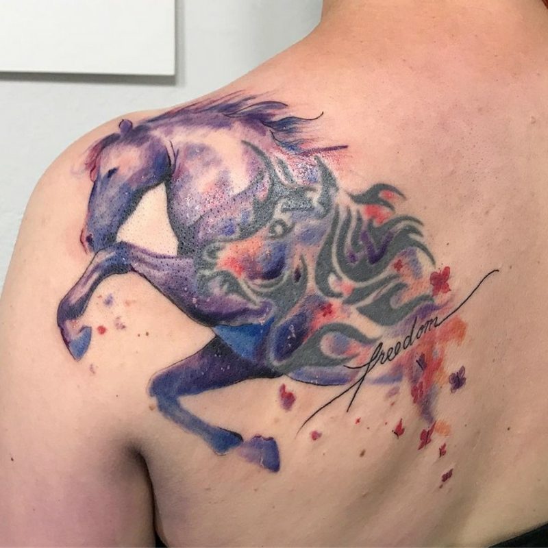 Watercolor Tattoo Tiermuster Pferd