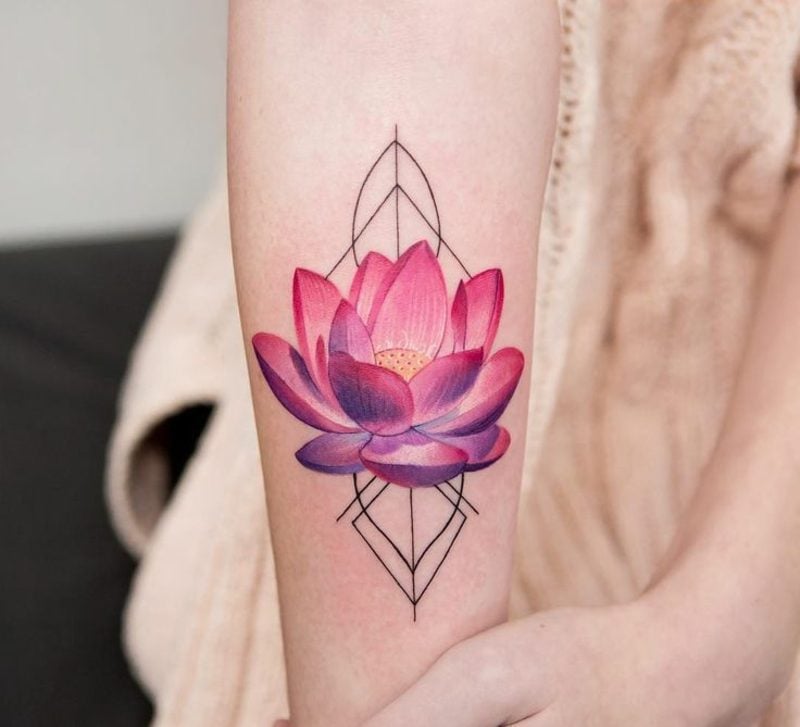 Wasserfarben Tattoos Lotusblume