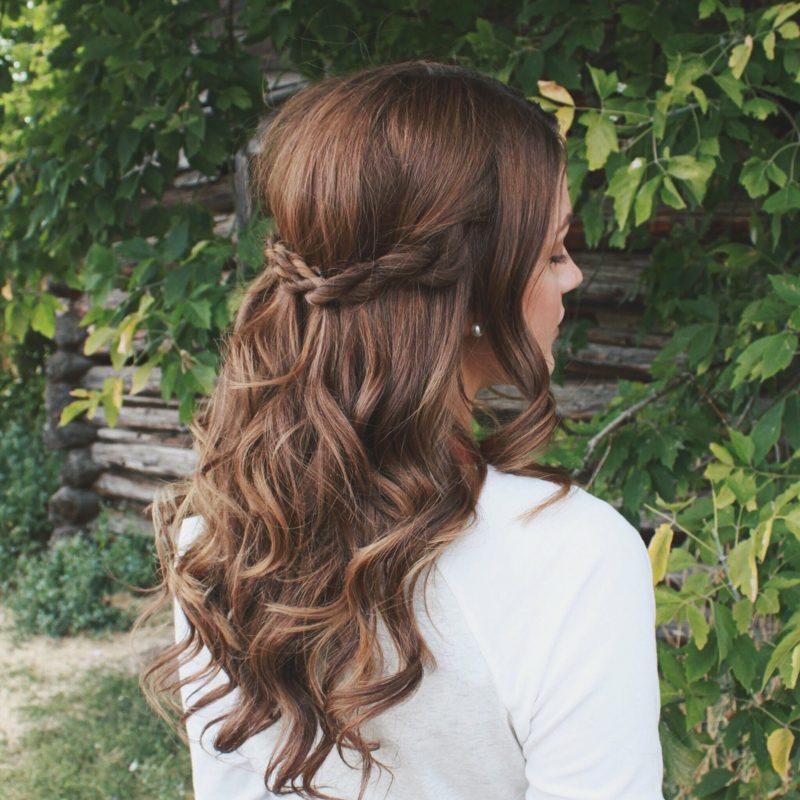 schöne Frisuren für lange Haare